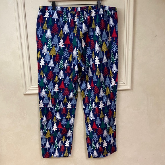Hanna Andersson Twinkly Trees on Navy Flannel Pajama Pants - Picture 4 of 5